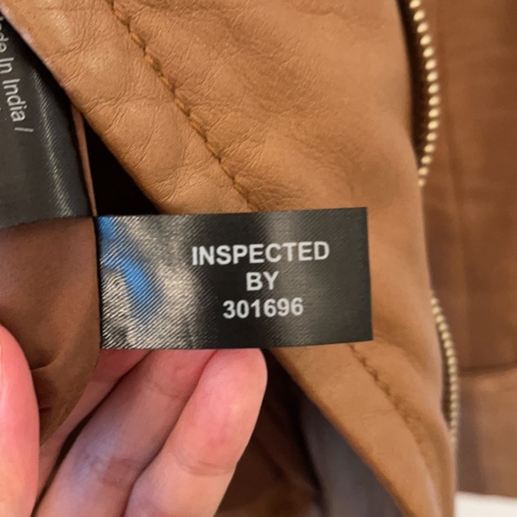 Leather jacket from Danier - Picture 5 of 5